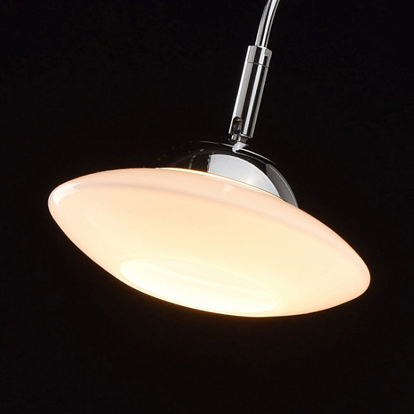 Настольная лампа MW Light Ривз 674030301